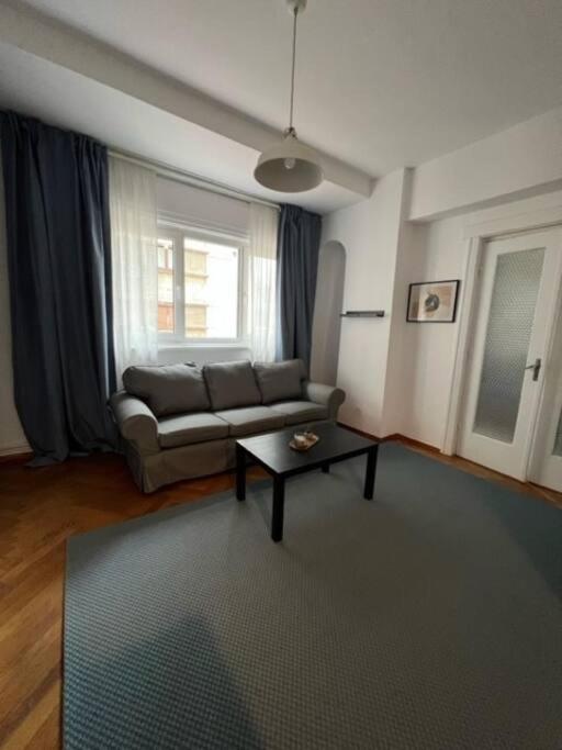 Apartament Ultracentral Universitate Bukurešť Exteriér fotografie